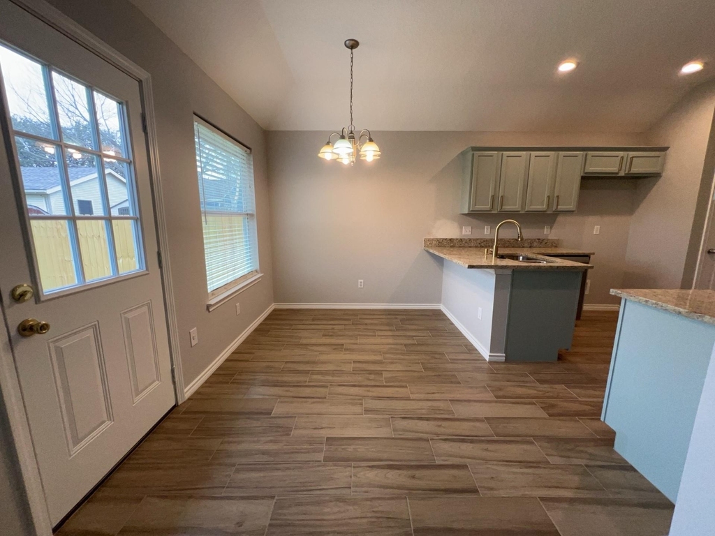3634 Du Bois Street - Photo 17