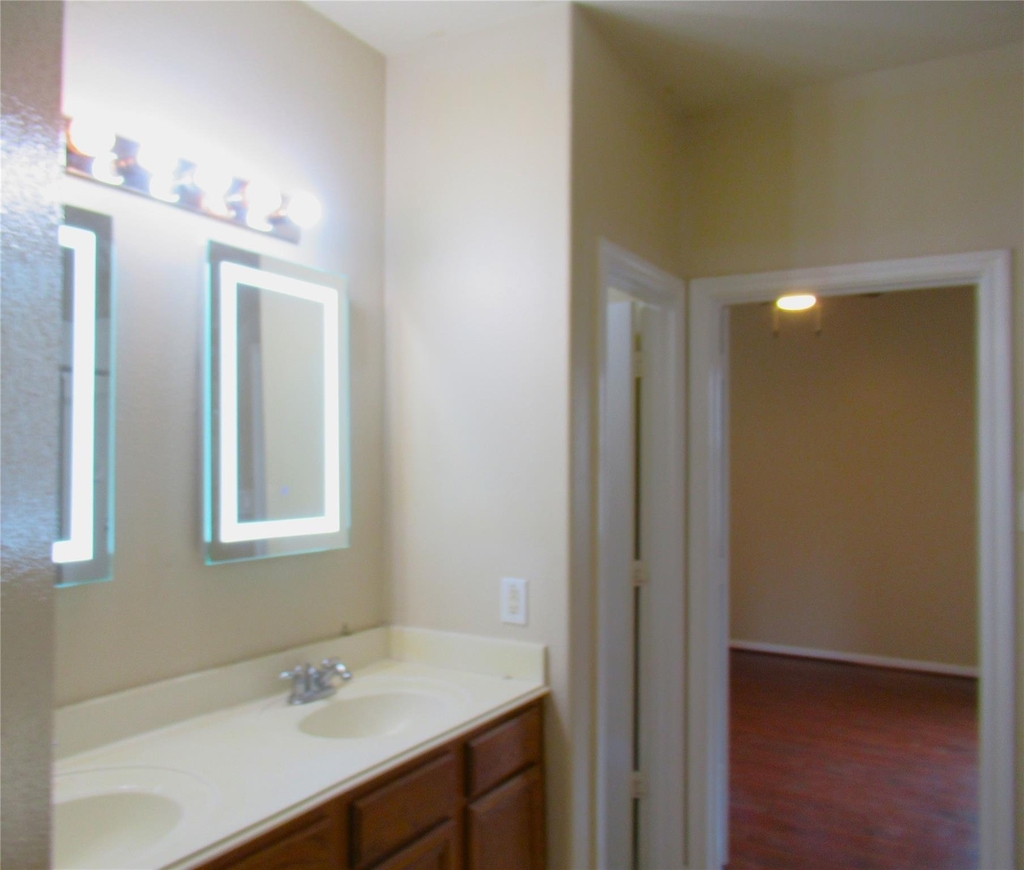13222 Babbitt Street - Photo 11