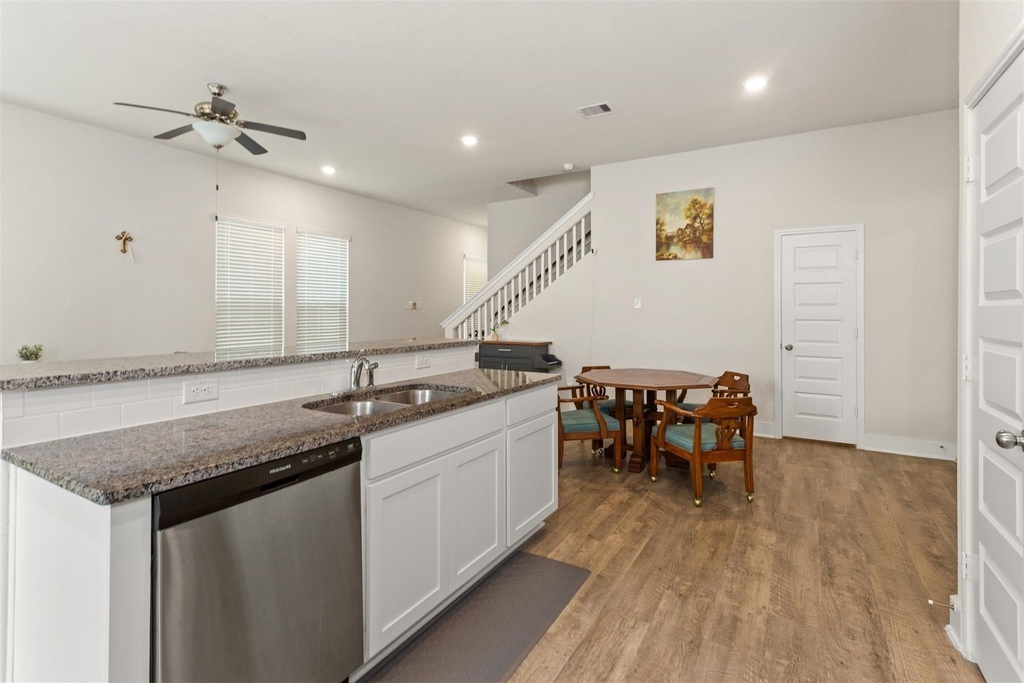 4416 Santorini Lane - Photo 8