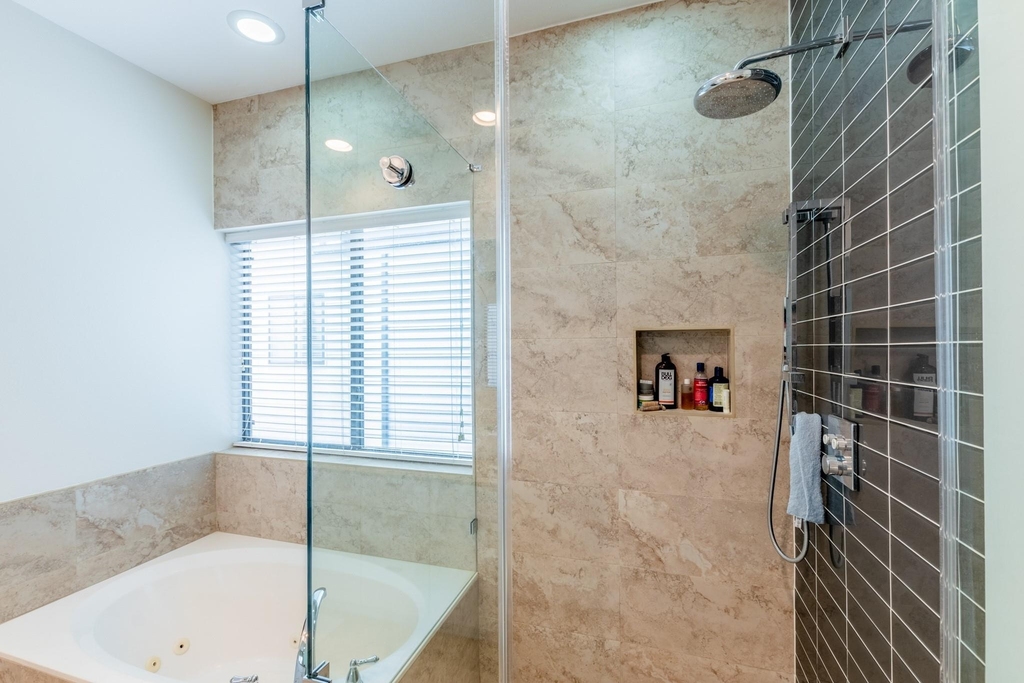 4104 Spencer Street - Photo 22