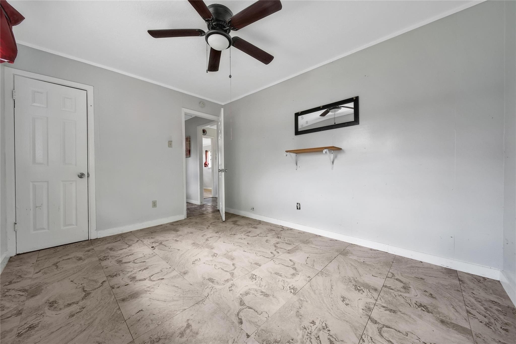 2315 Kabee Street - Photo 7