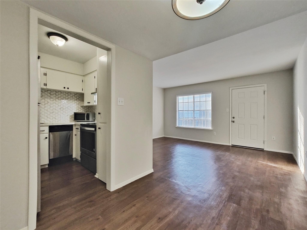 600 19th Street - Photo 5