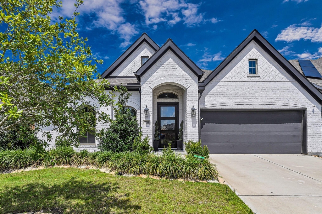 7211 Sylvan Birch Trail - Photo 0