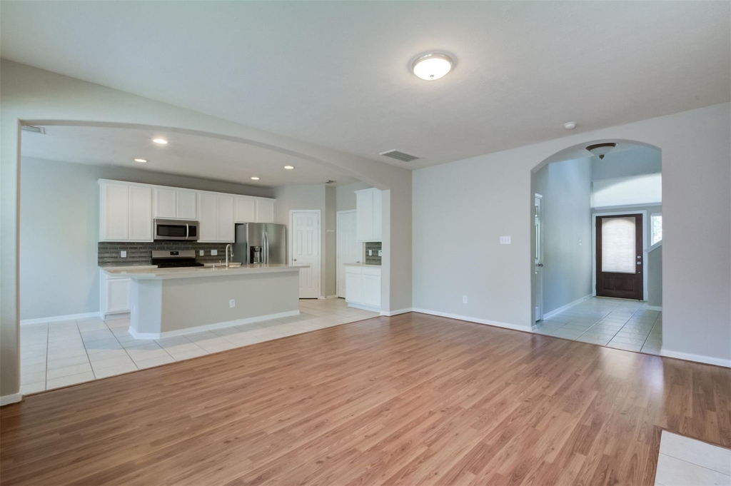 115 W Burberry Circle - Photo 5