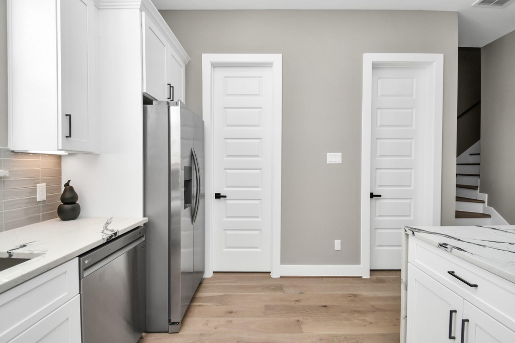 316 Thornton Road - Photo 14