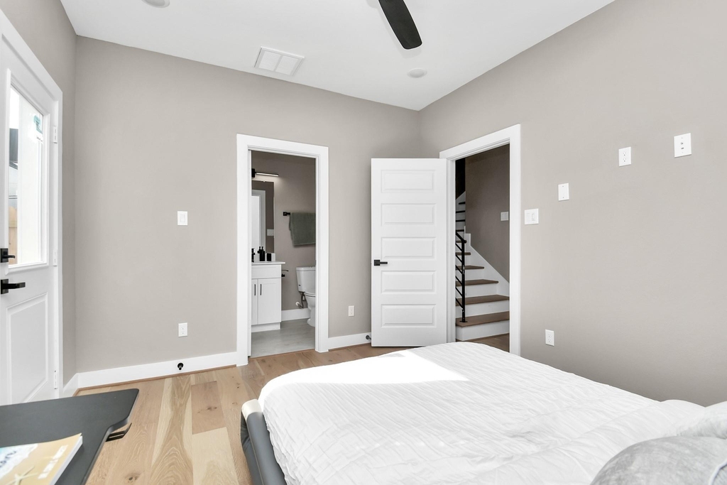 316 Thornton Road - Photo 3