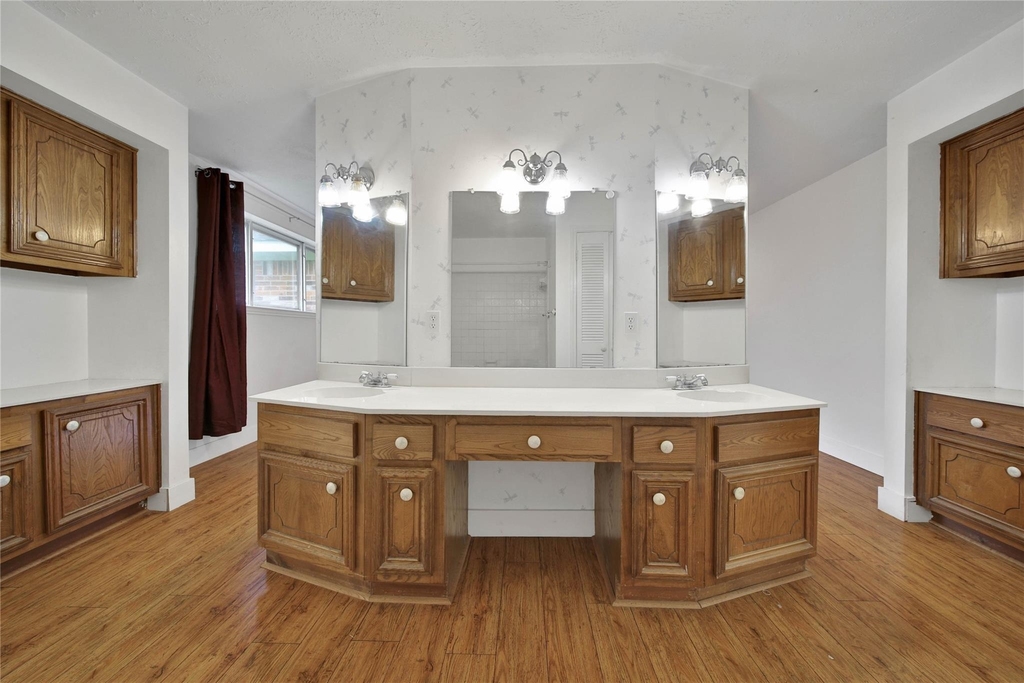 626 Park Knoll Lane - Photo 11
