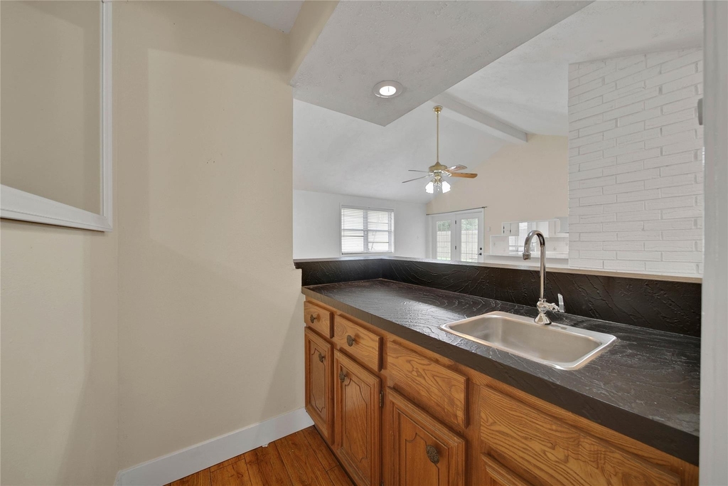 626 Park Knoll Lane - Photo 14