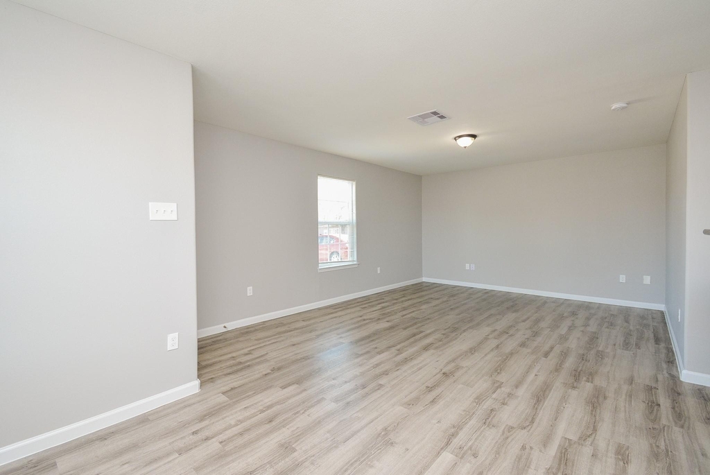 7611 Dyer Street - Photo 3