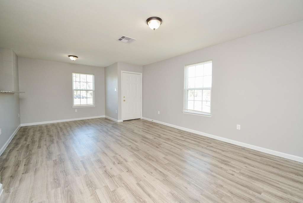 7611 Dyer Street - Photo 4