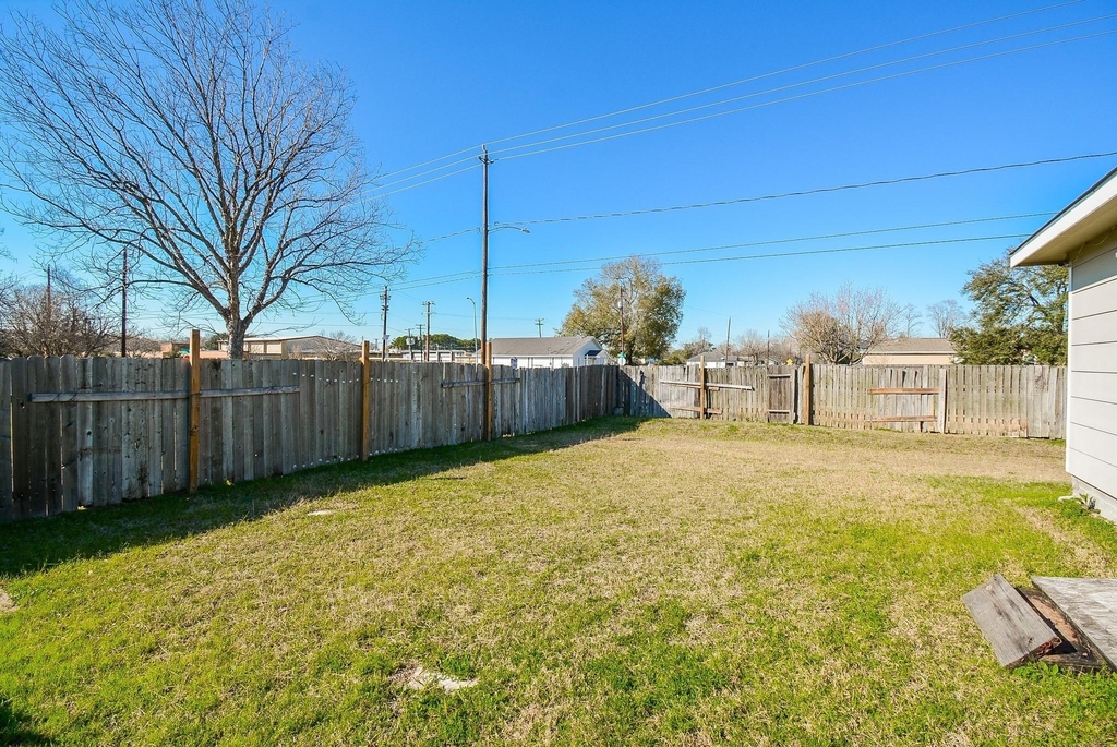 7611 Dyer Street - Photo 25