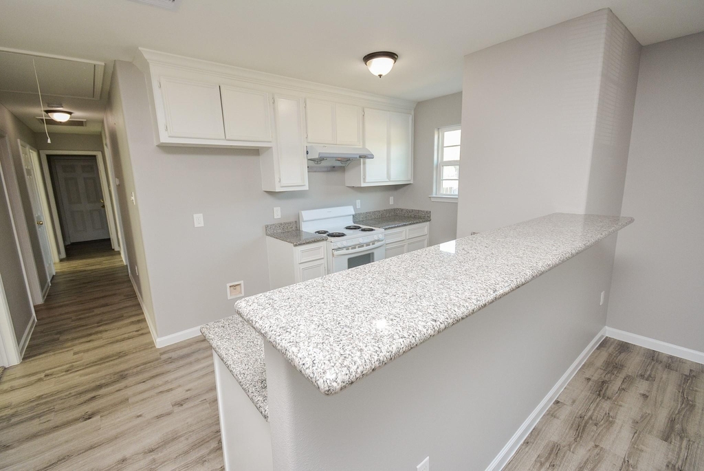 7611 Dyer Street - Photo 8