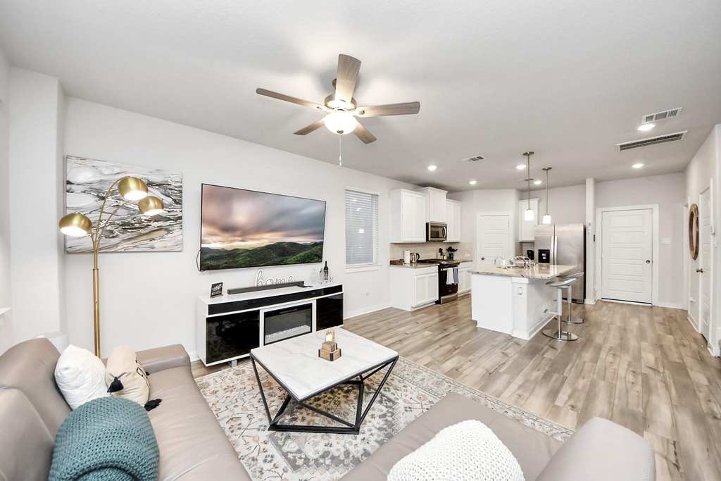 8207 Rising Stream Drive - Photo 8
