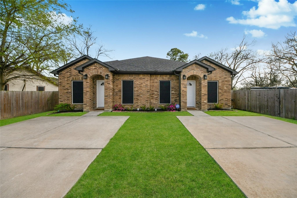 7980 Ethel Street - Photo 0