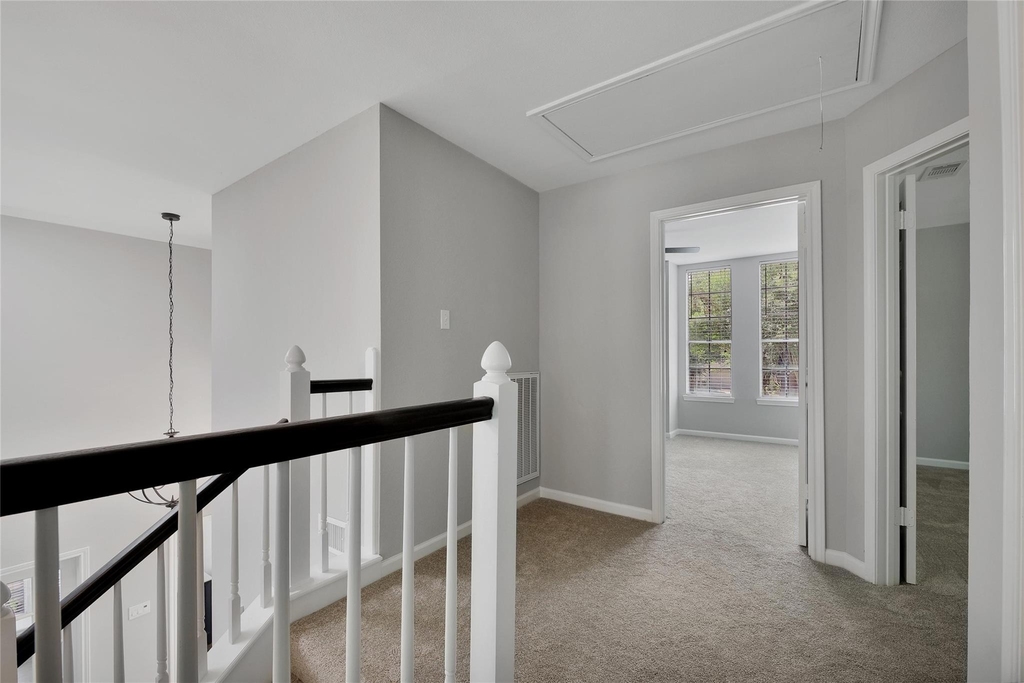 35 Cornerbrook Place - Photo 32