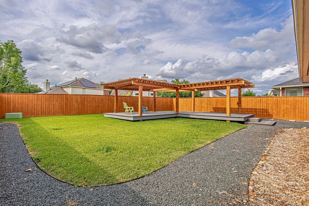 7507 Trail Hollow - Photo 36