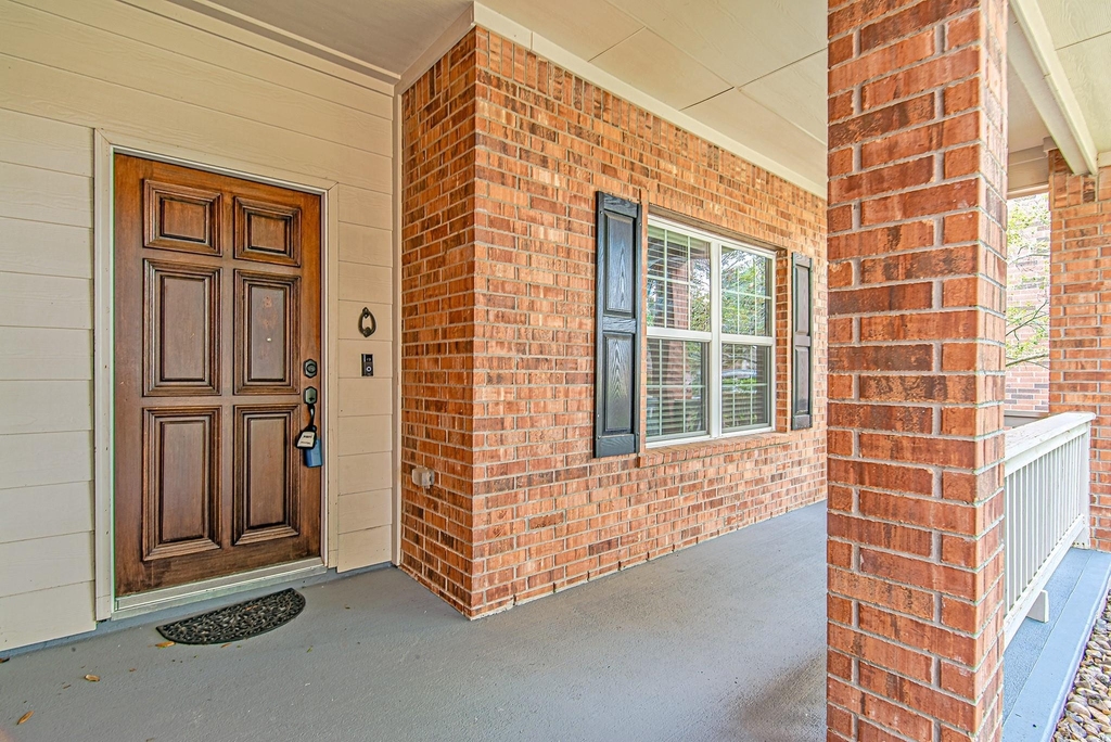 7507 Trail Hollow - Photo 6
