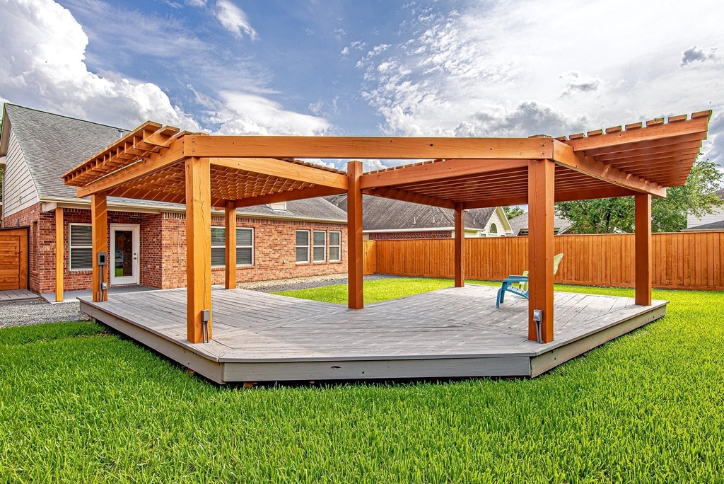 7507 Trail Hollow - Photo 3