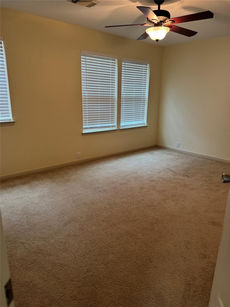 2842 Sandberry Drive - Photo 21