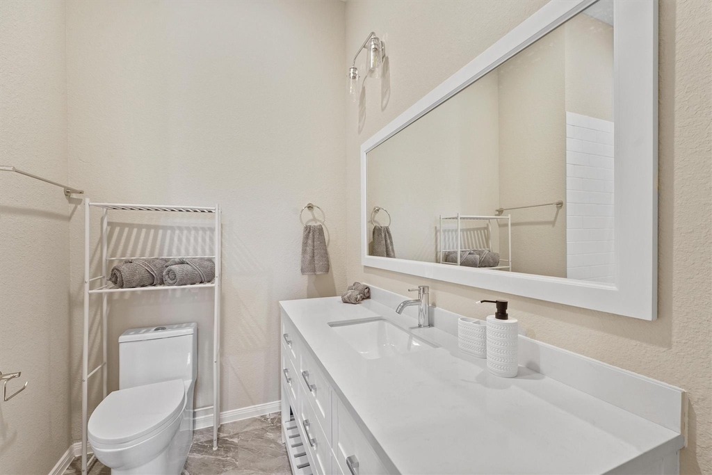 5620 Madison Street - Photo 14