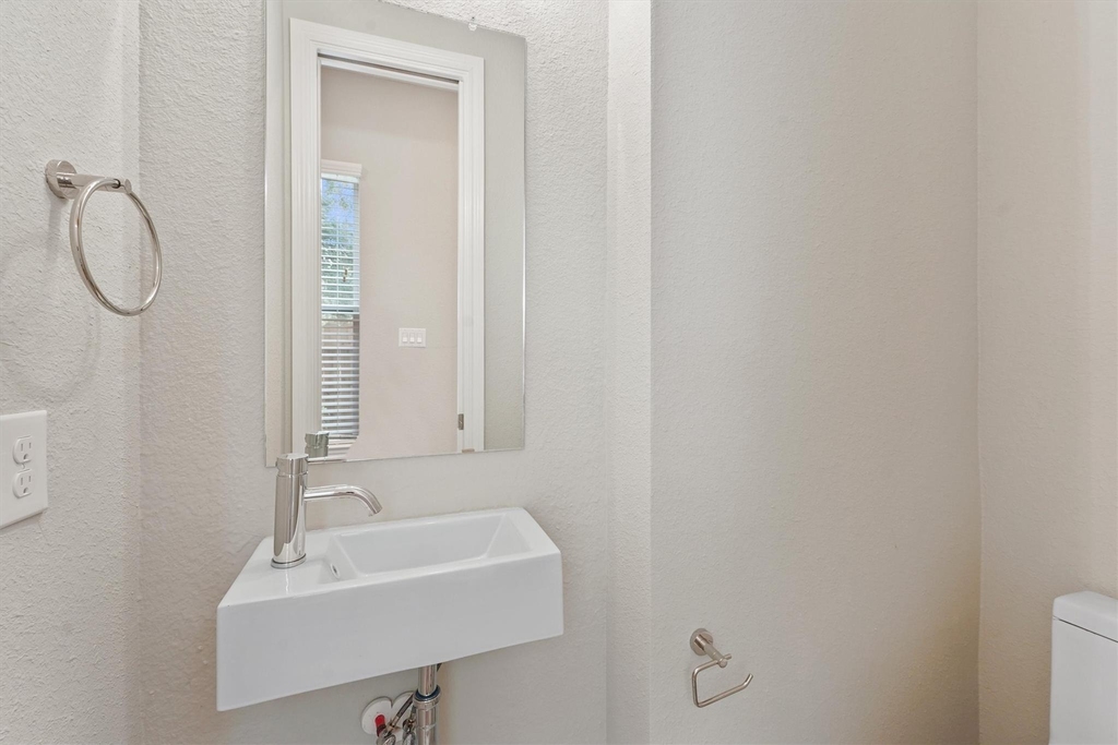 5620 Madison Street - Photo 7