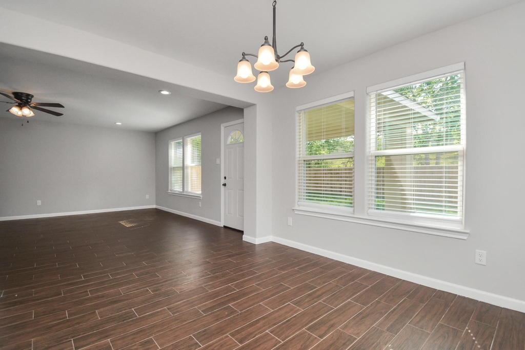 15426 Appleridge Drive - Photo 10