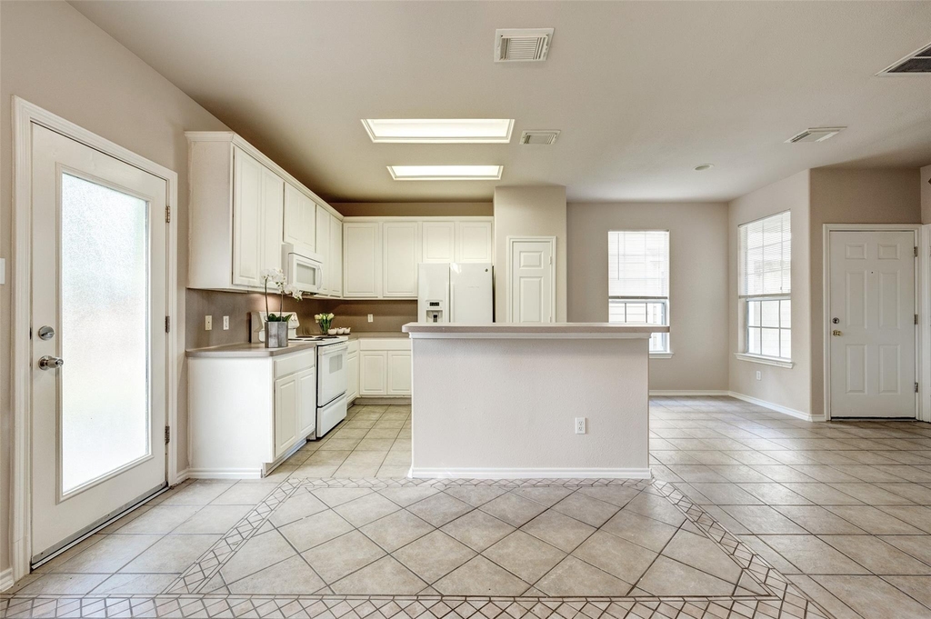 16535 Cairngrove Lane - Photo 9