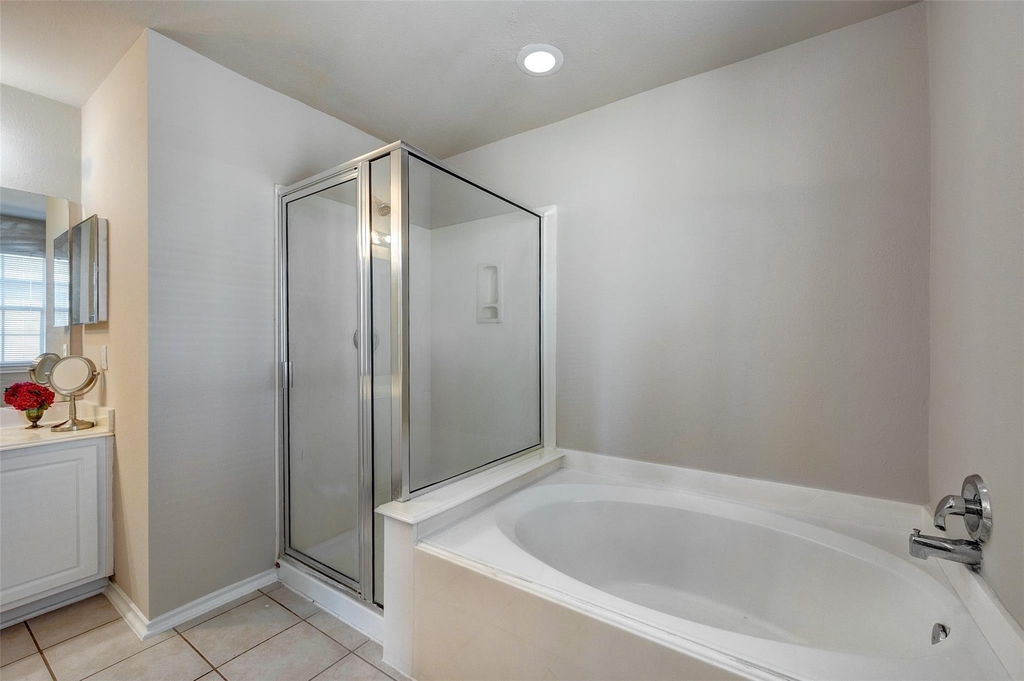 16535 Cairngrove Lane - Photo 19