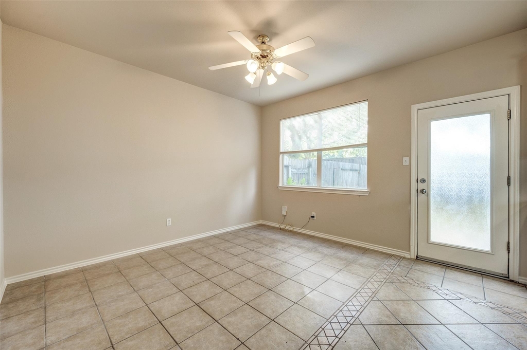 16535 Cairngrove Lane - Photo 11