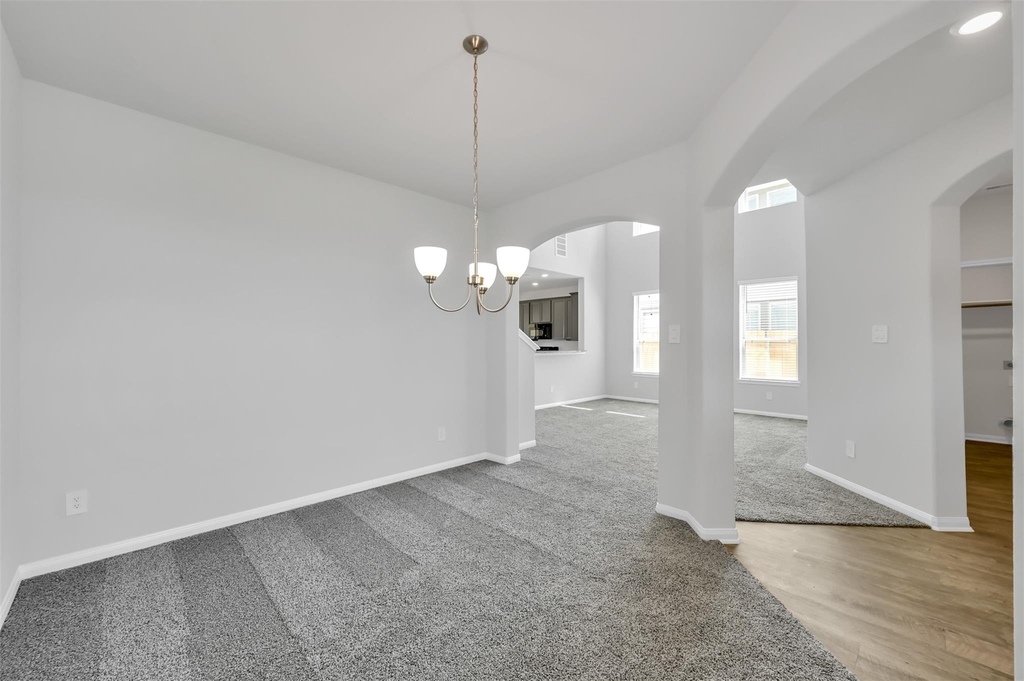 16609 Merry Pines Drive - Photo 4