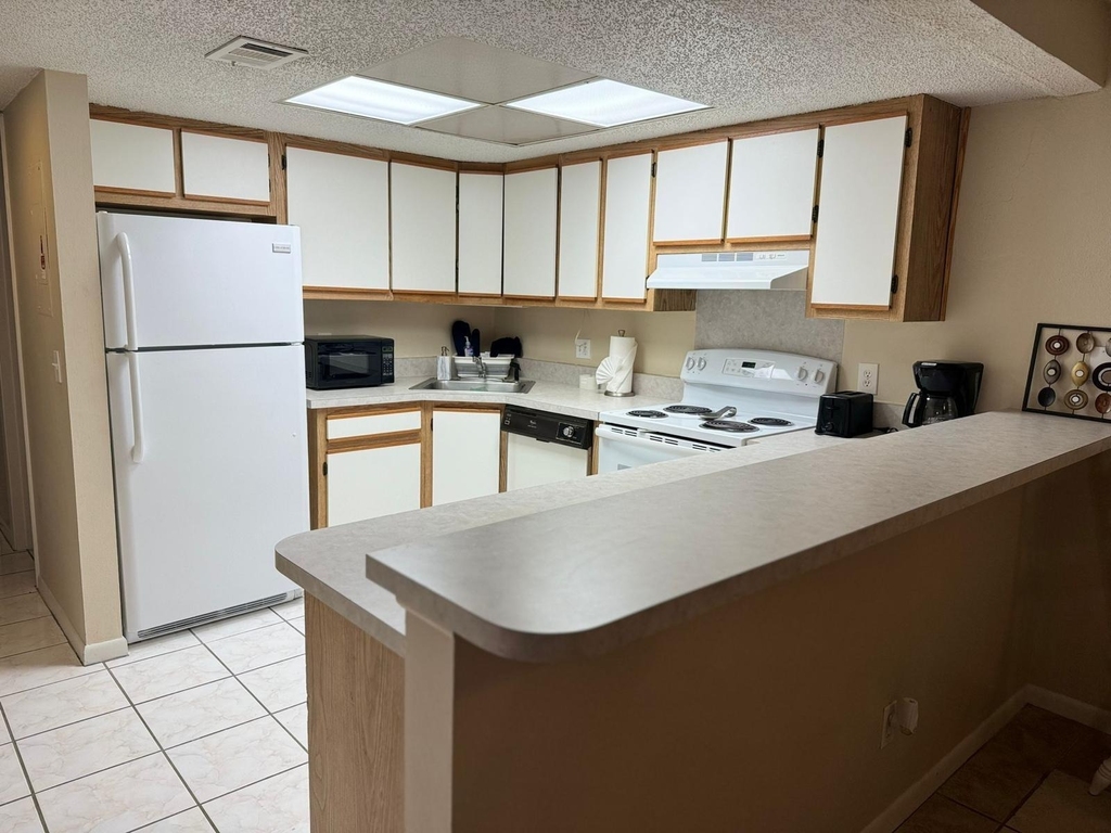 1680 Sunny Brook Lane Ne - Photo 3