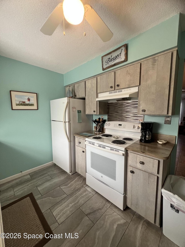 190 E Olmstead Drive - Photo 6