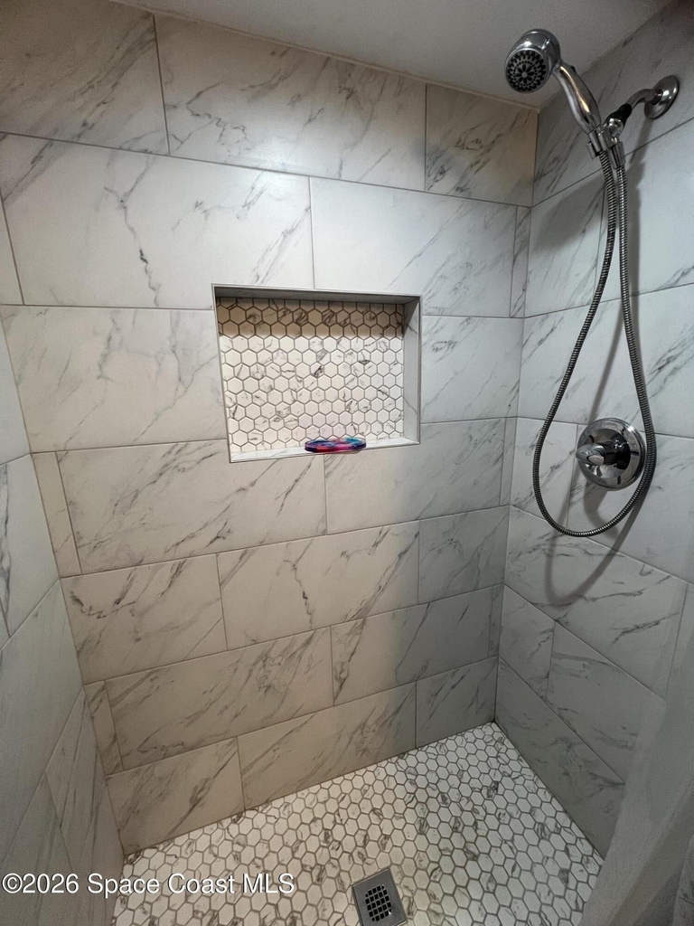190 E Olmstead Drive - Photo 16