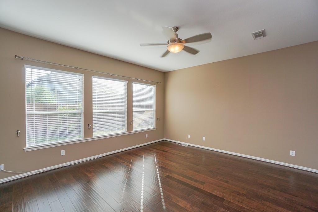 7102 Thistlewood Park Court - Photo 8