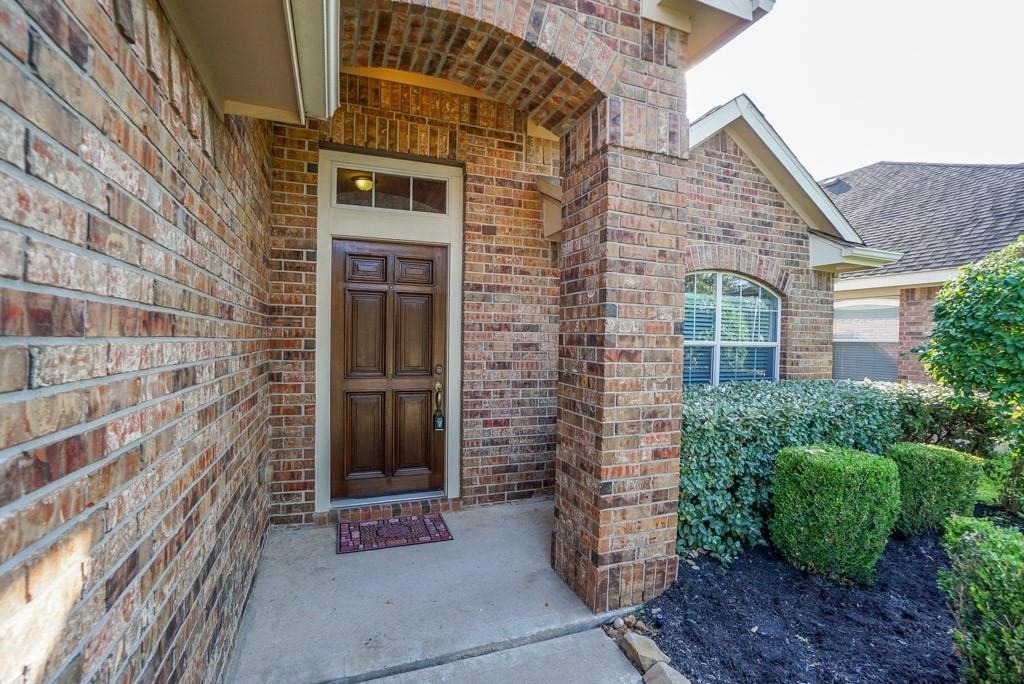 7102 Thistlewood Park Court - Photo 2