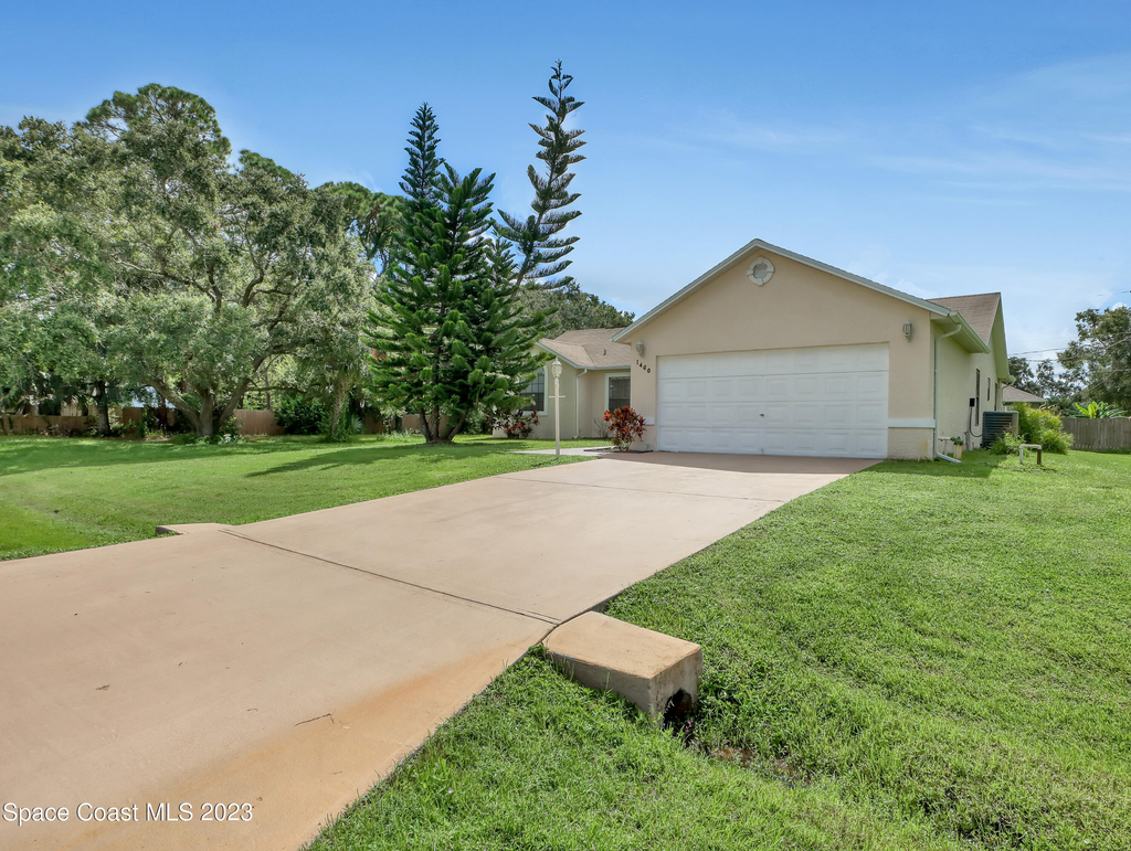 1460 Heartwellville Street Nw - Photo 1