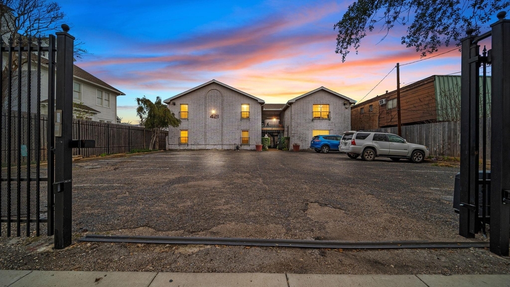421 Emerson Street - Photo 33