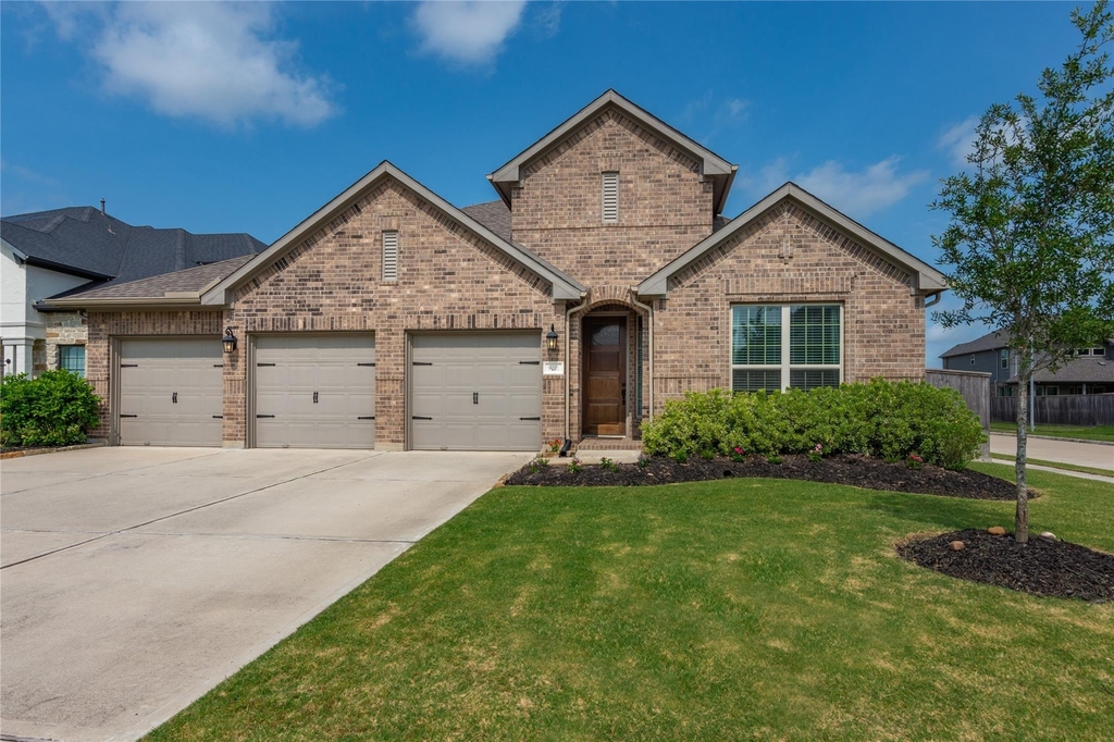 9211 Lowell Cliff Drive - Photo 0