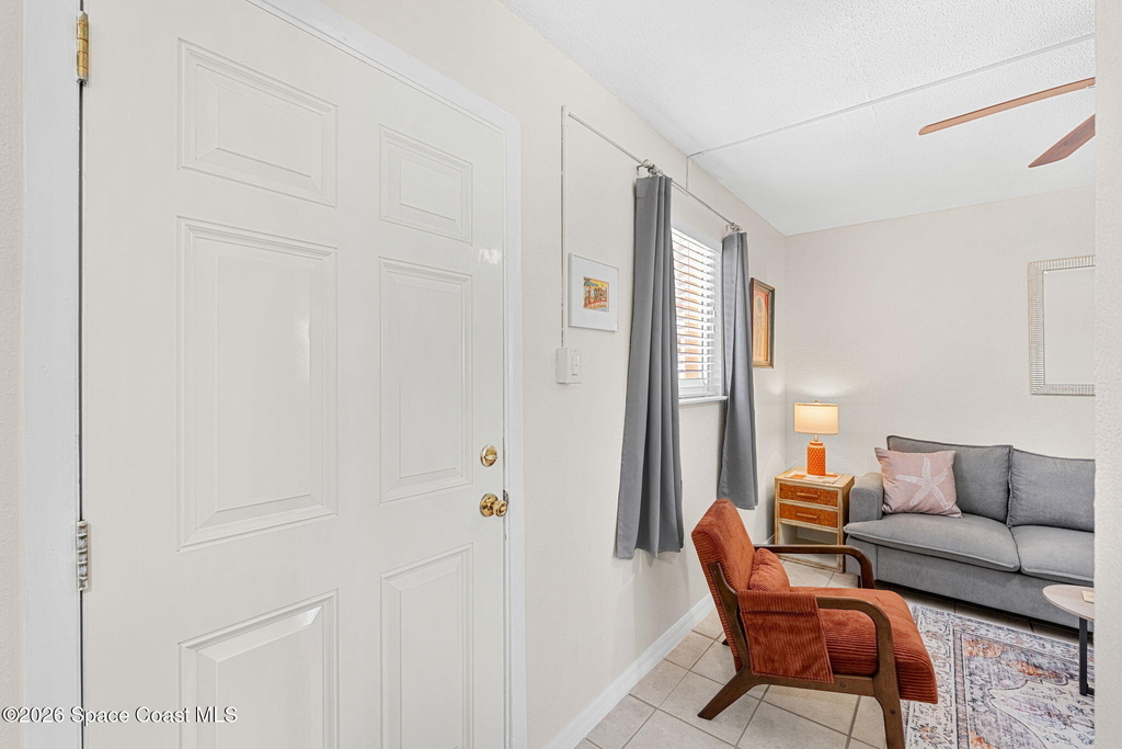 211 Circle Drive - Photo 9