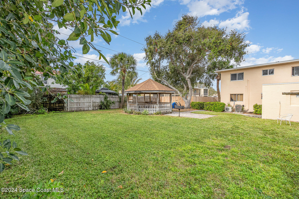 211 Circle Drive - Photo 20