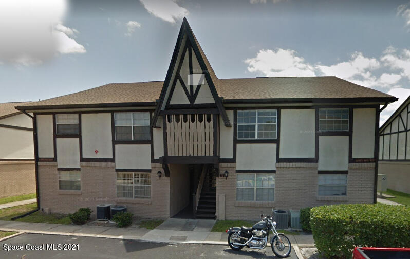 112 Ulster Court - Photo 0