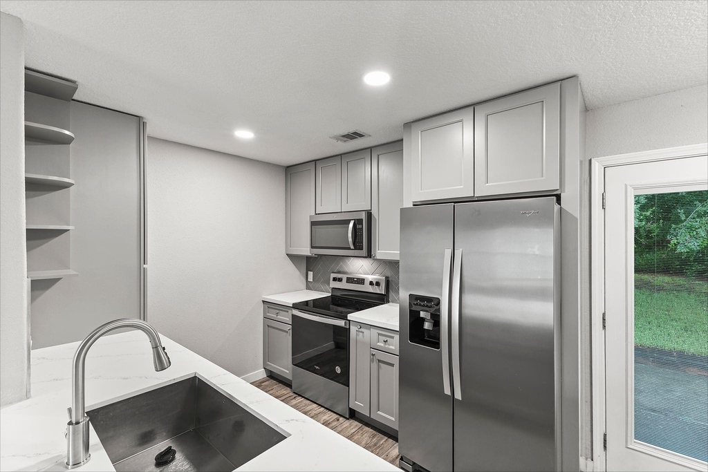 28922 Red River Loop - Photo 8