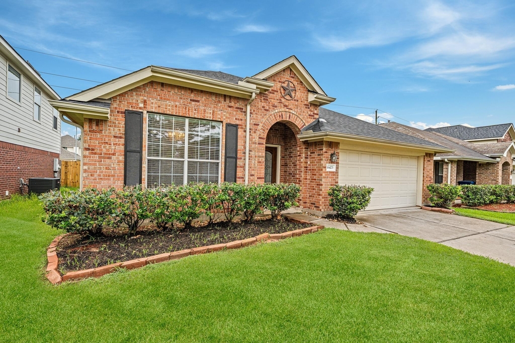 6423 Bonnie Chase Lane - Photo 3
