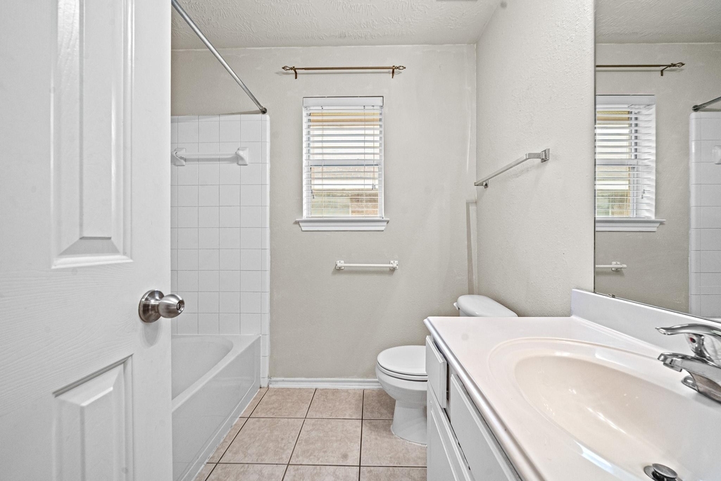 6423 Bonnie Chase Lane - Photo 27