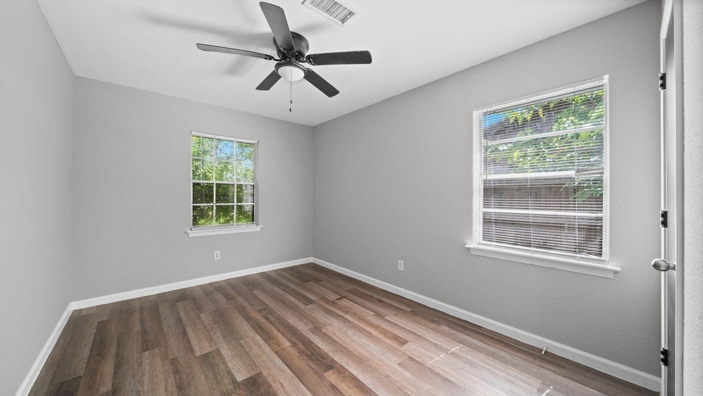 5242 Greylog Drive - Photo 15