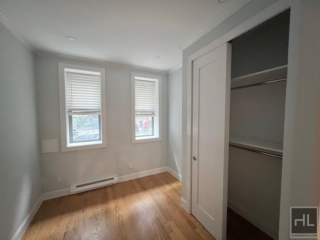 East 80th Street - Photo 0