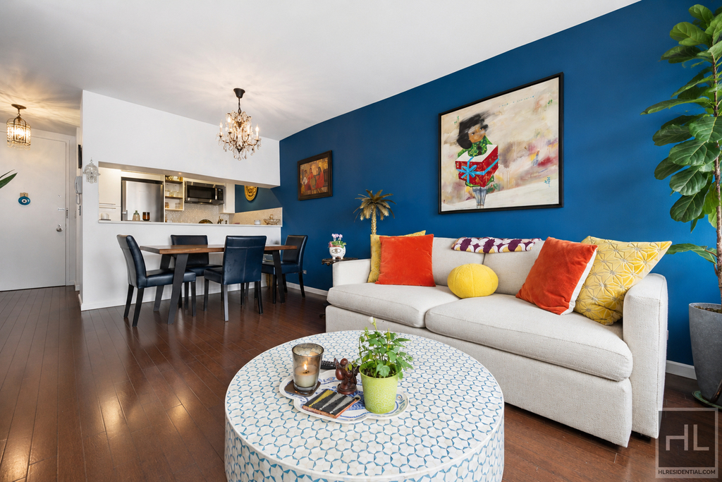 157 East 32 Street - Photo 2