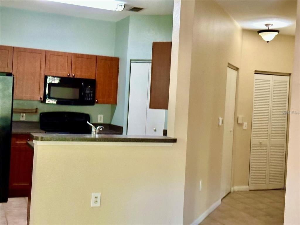 2209 Portofino Place - Photo 7