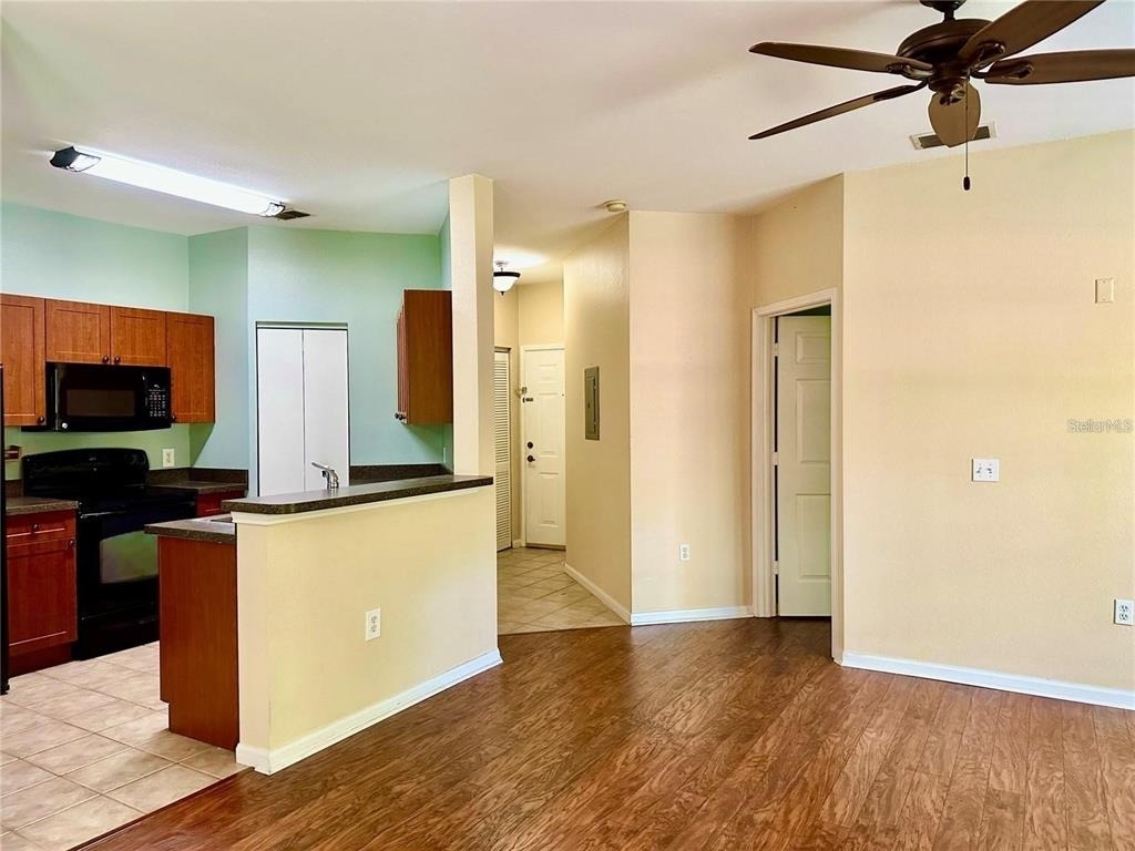 2209 Portofino Place - Photo 2
