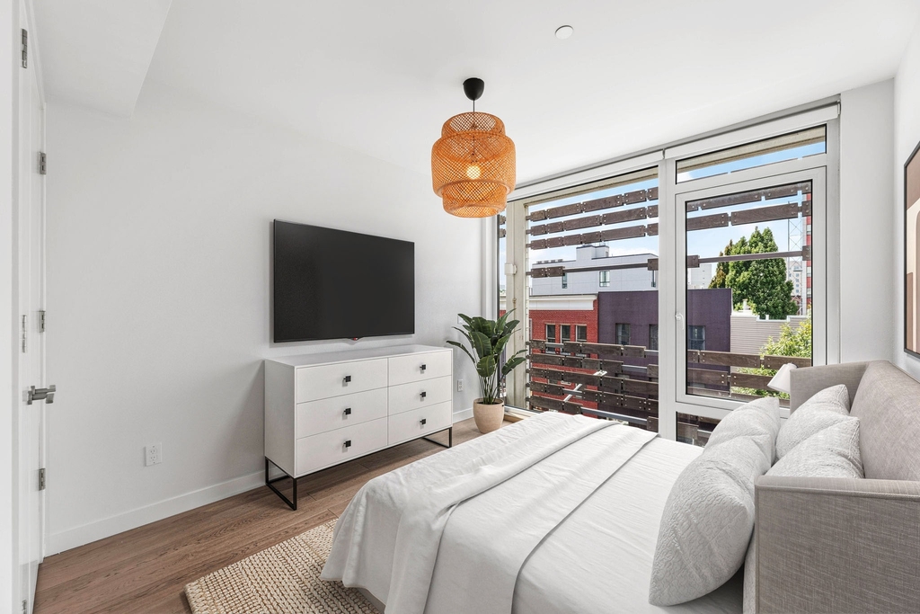 632 Lorimer Street - Photo 7
